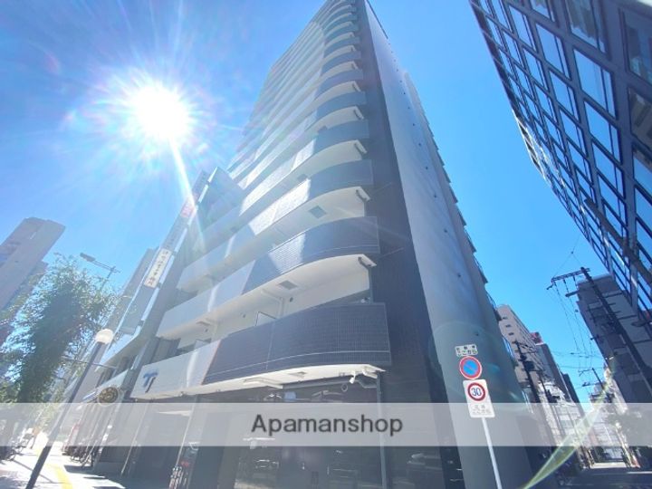 セレニテフラン梅田の外観