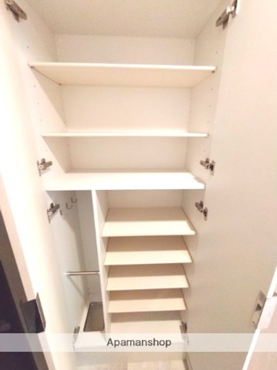 大阪府大阪市福島区吉野2丁目の賃貸マンションの内装