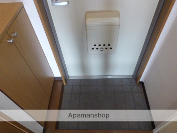 アベニューリップル長田Ⅱ601の玄関