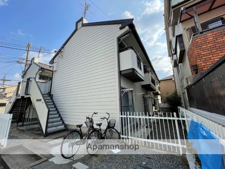 大阪府東大阪市金岡1丁目の賃貸アパートの外観