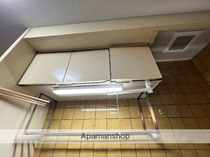 大阪府東大阪市吉田3丁目の賃貸マンションの内装