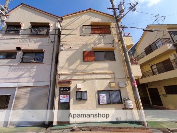 大阪府八尾市安中町5丁目の賃貸マンションの外観