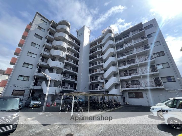 大阪府東大阪市豊浦町の賃貸マンションの外観