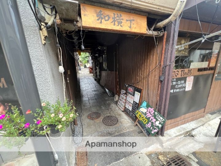 フラワーガーデンの周辺
