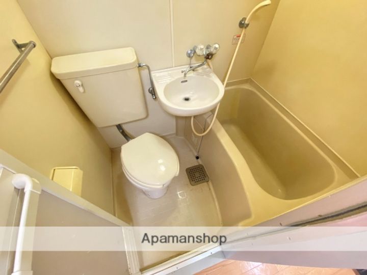 大阪府東大阪市小阪2丁目の賃貸マンションの風呂