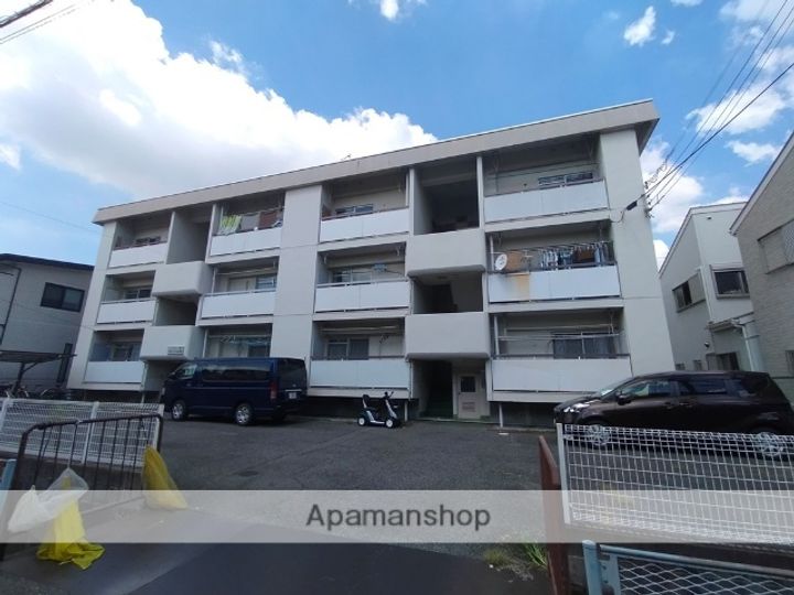 フローラル岩本3F11の外観