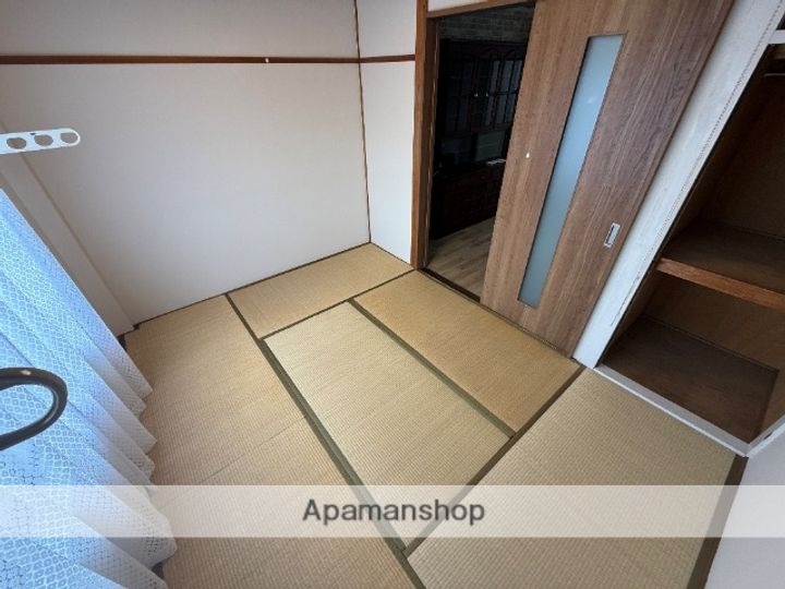 大阪府東大阪市玉串元町1丁目の賃貸マンション202の内装