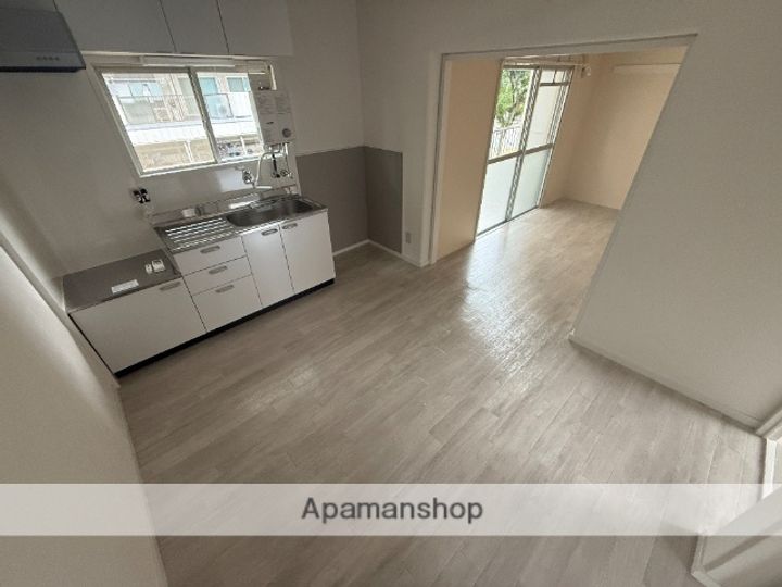 ブルーハイツ201の居間