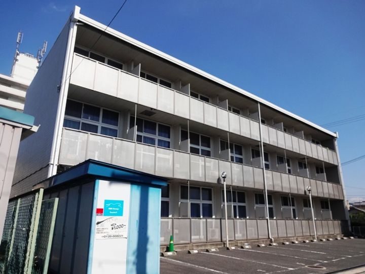 レオパレスヴィラの外観