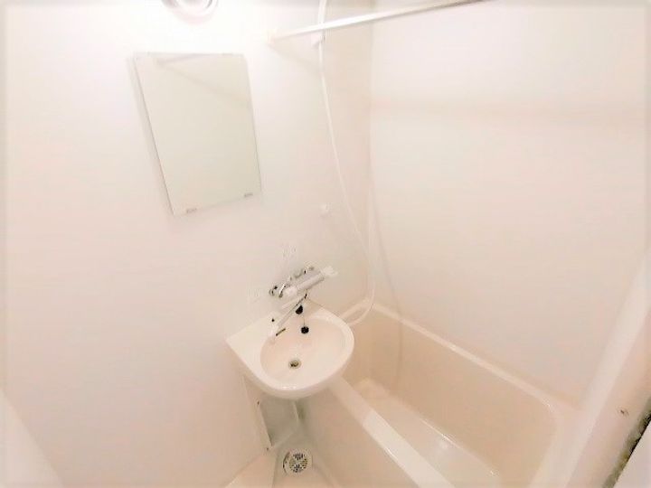 レオパレスウォーターウェーブの風呂