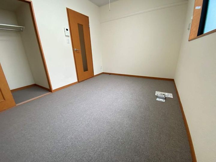 レオパレスハナテン2番館のその他画像