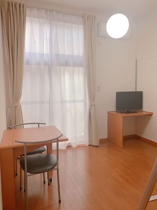 レオパレスブランシュヴァルⅢ107の居間