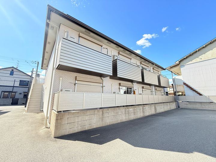 ケーティーハイツ A棟205号室の外観