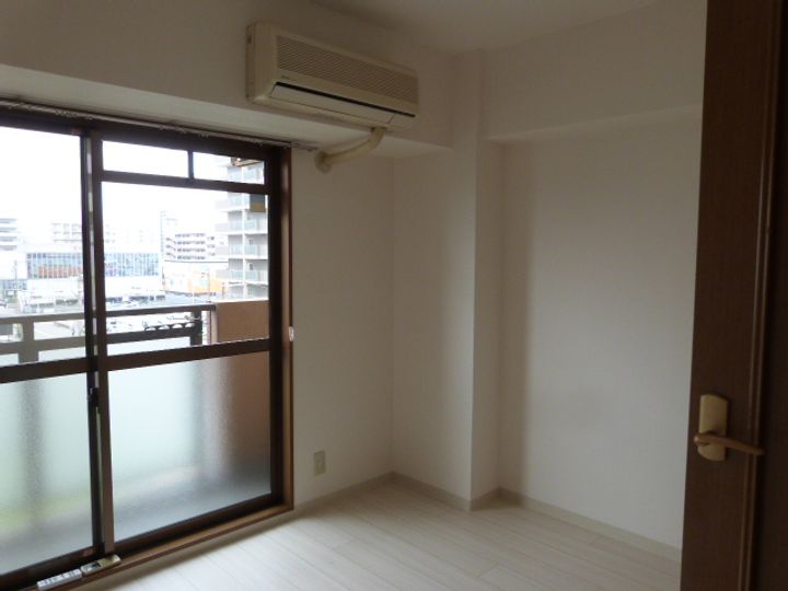 PS HIGASHI OSAKA(イマザキマンション)の内装