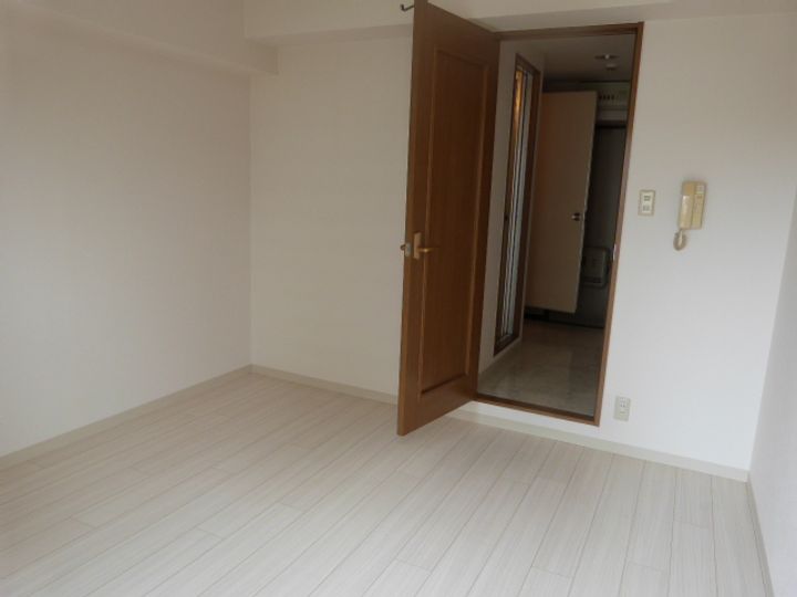 PS HIGASHI OSAKA(イマザキマンション)の内装