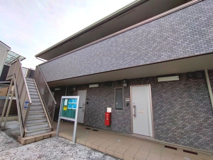 TーFOREST B202号室の外観