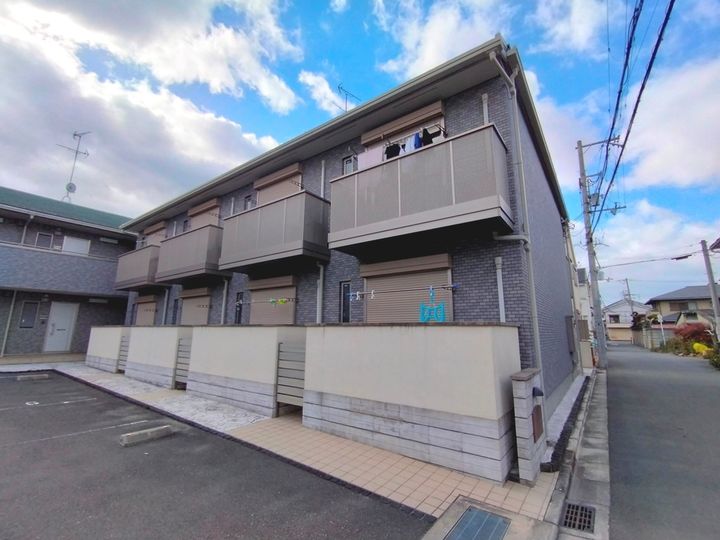 TーFOREST B202号室の外観