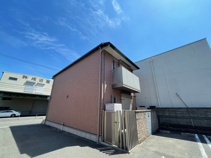 Y・M COURT NAGATA A201号室の外観