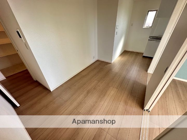 大阪府東大阪市出雲井本町の賃貸アパートの内装