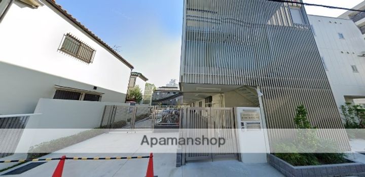 兵庫県西宮市甲子園高潮町の賃貸マンションの周辺