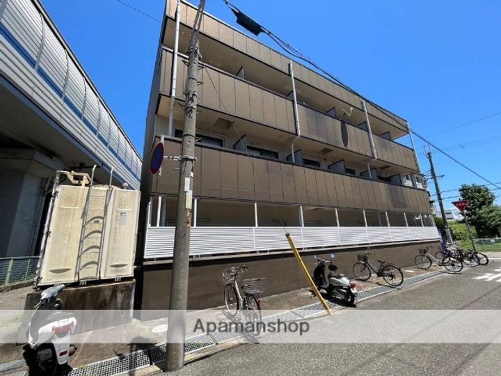 兵庫県尼崎市東園田町7丁目の賃貸マンションの外観