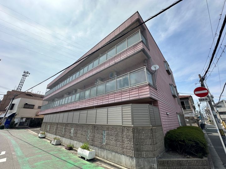 プリムローズ八戸ノ里の外観