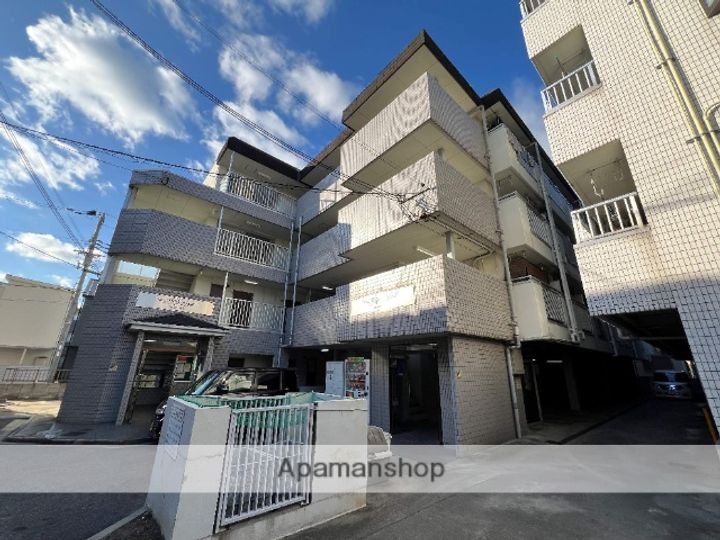 大阪府東大阪市吉田2丁目の賃貸マンションの外観