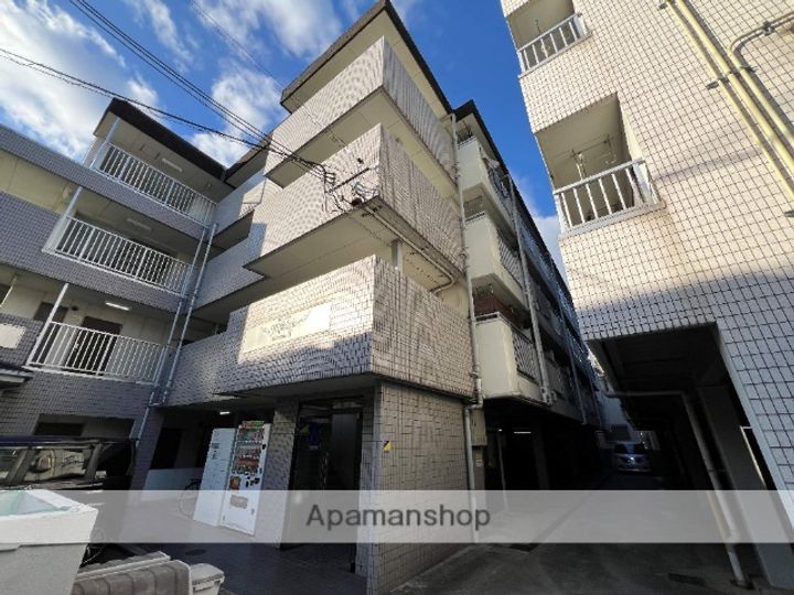 大阪府東大阪市吉田2丁目の賃貸マンションの外観