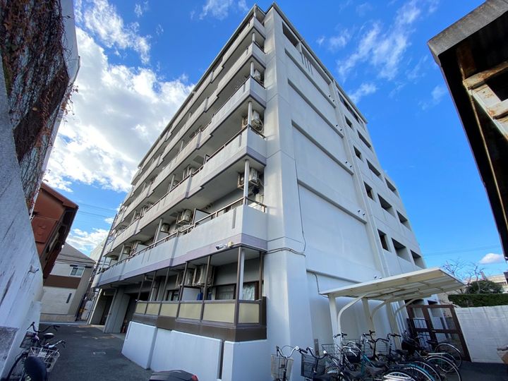 大阪府東大阪市御厨栄町2丁目の賃貸マンションの外観