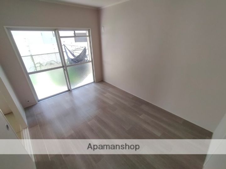 大阪府東大阪市長堂3丁目の賃貸マンションの内装