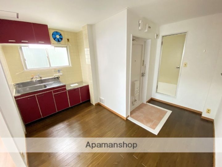 大阪府東大阪市小阪2丁目の賃貸マンションの内装