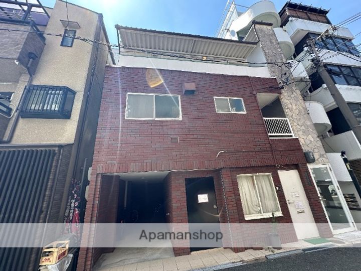 大阪府東大阪市小阪2丁目の賃貸マンションの外観