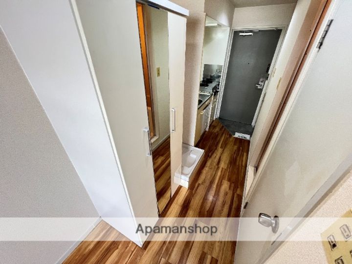 大阪府東大阪市長田東1丁目の賃貸マンションの内装