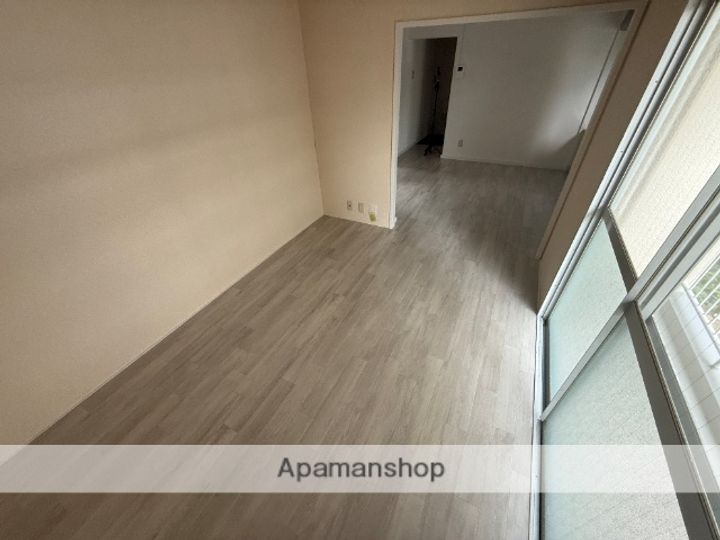 大阪府東大阪市旭町の賃貸マンションの内装