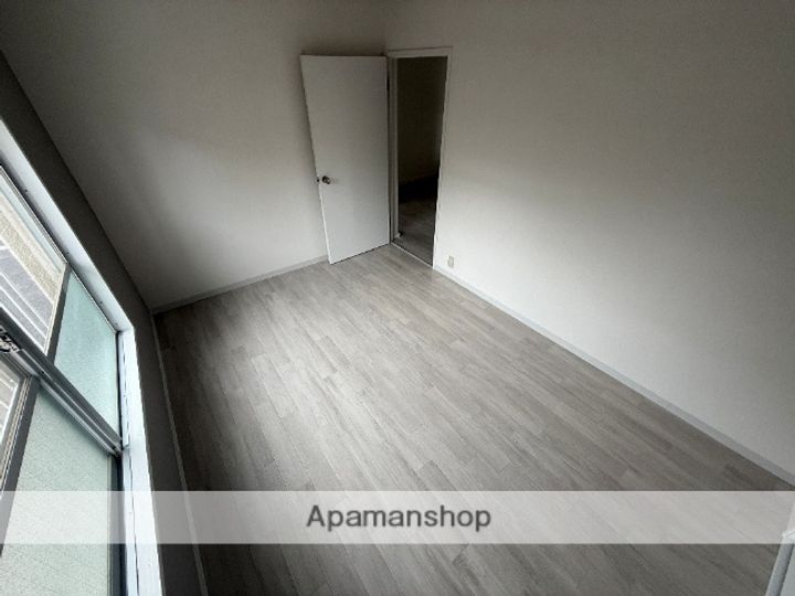 大阪府東大阪市旭町の賃貸マンションの内装