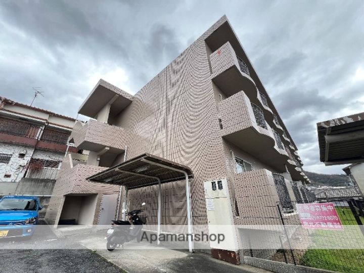 大阪府東大阪市東石切町3丁目の賃貸マンションの外観