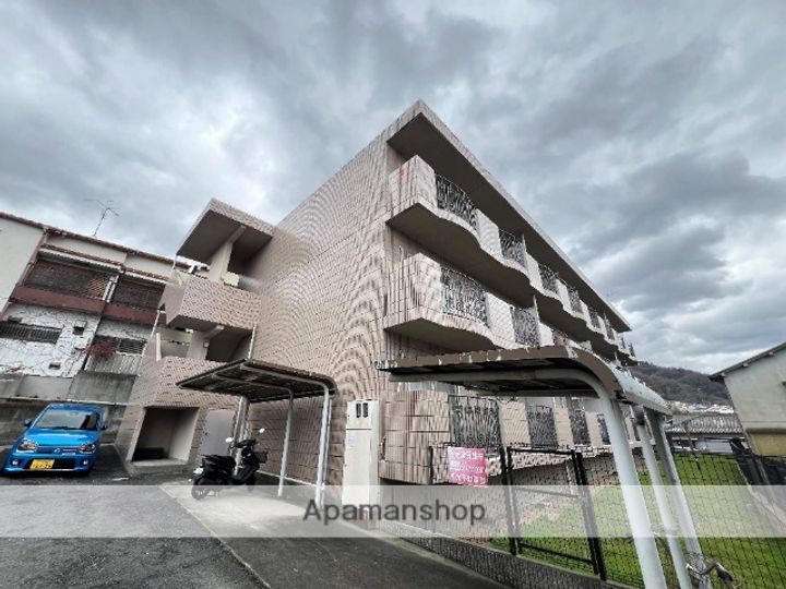 大阪府東大阪市東石切町3丁目の賃貸マンションの外観