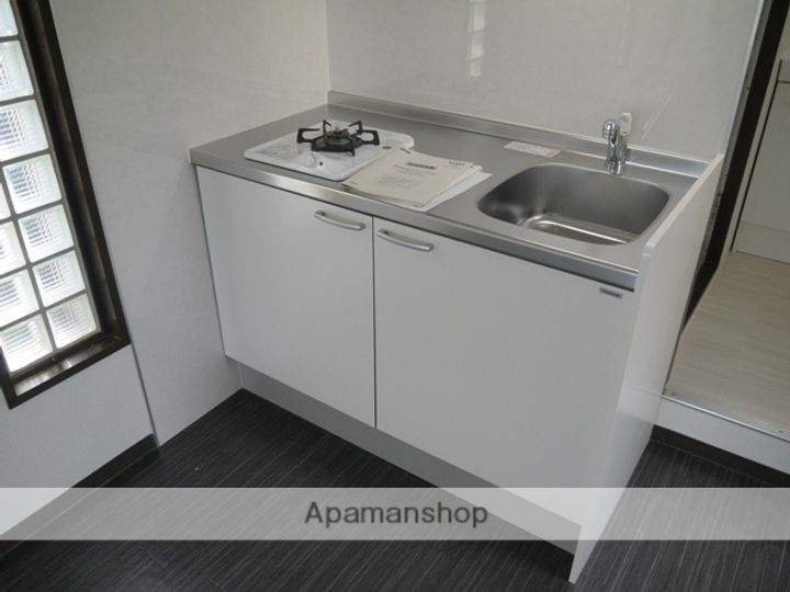 レファインド芦屋Ⅲ301のキッチン