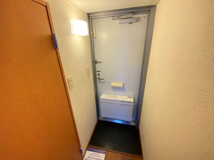 レオパレスHAPPY森之宮の玄関