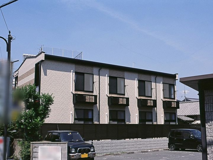 レオパレス三葉の外観