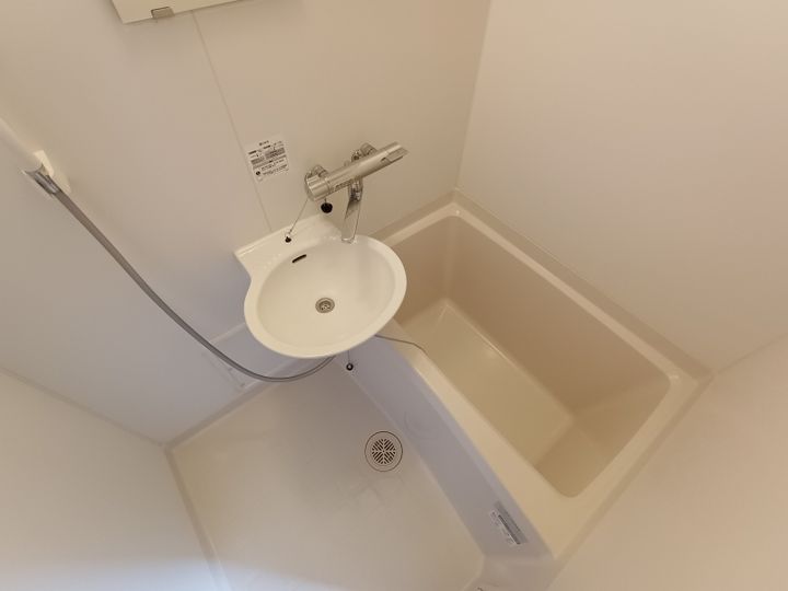 レオパレスAYOKAの風呂