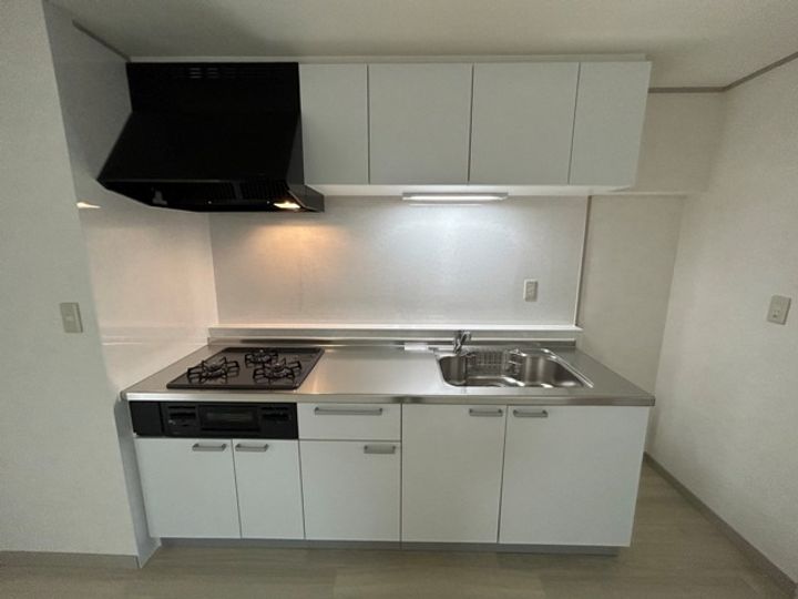 日商岩井芦屋マンションのキッチン