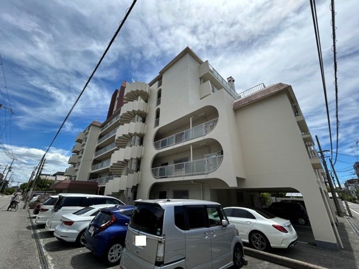 日商岩井芦屋マンションの外観