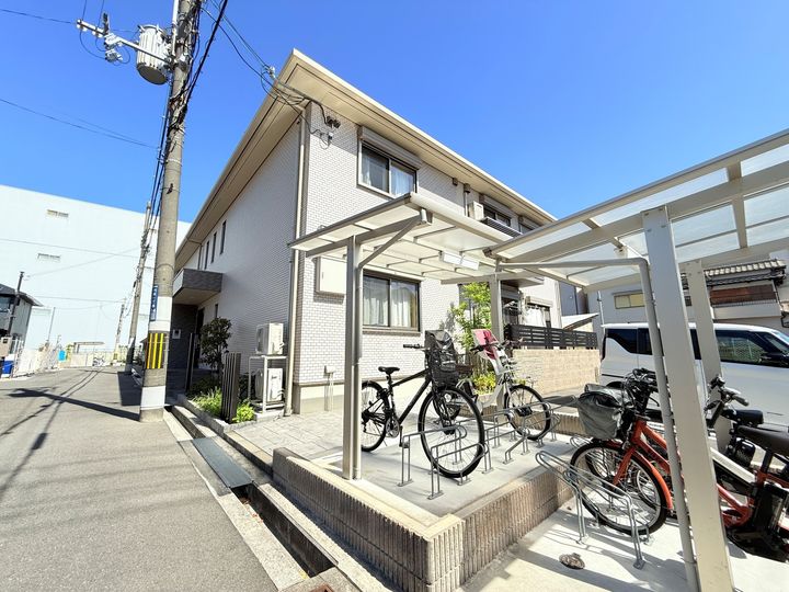 CASA ADMIRABLE101号室の外観