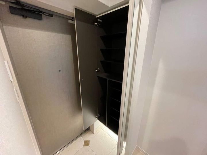 PHOENIX CLOVE TOMOI702の内装