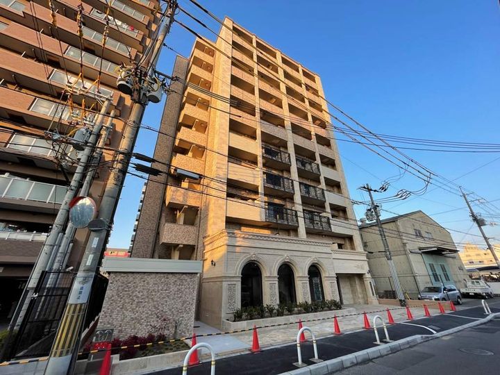 PHOENIX CLOVE TOMOI702の外観