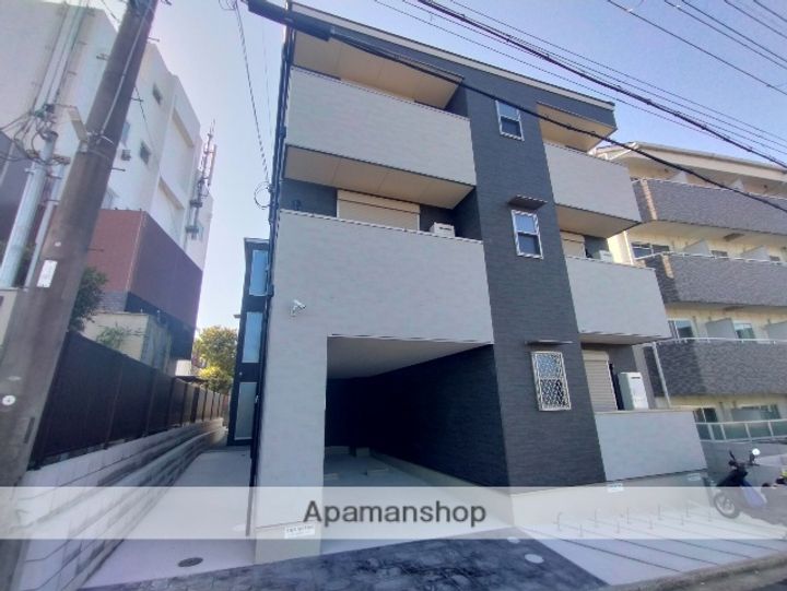 リヴェール長尾の外観