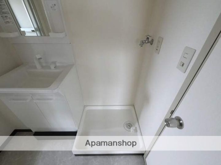 兵庫県尼崎市東園田町6丁目の賃貸マンションの内装