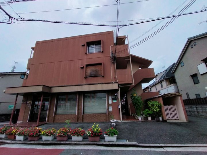 大阪府八尾市山本町北3丁目の賃貸マンション307の外観