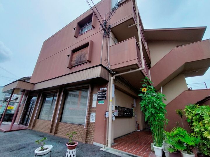 大阪府八尾市山本町北3丁目の賃貸マンション307の外観